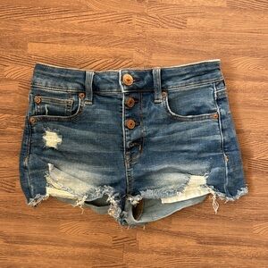 AMERICAN EAGLE SUPER STRETCH DISTRESSED JEAN SHORTS 00